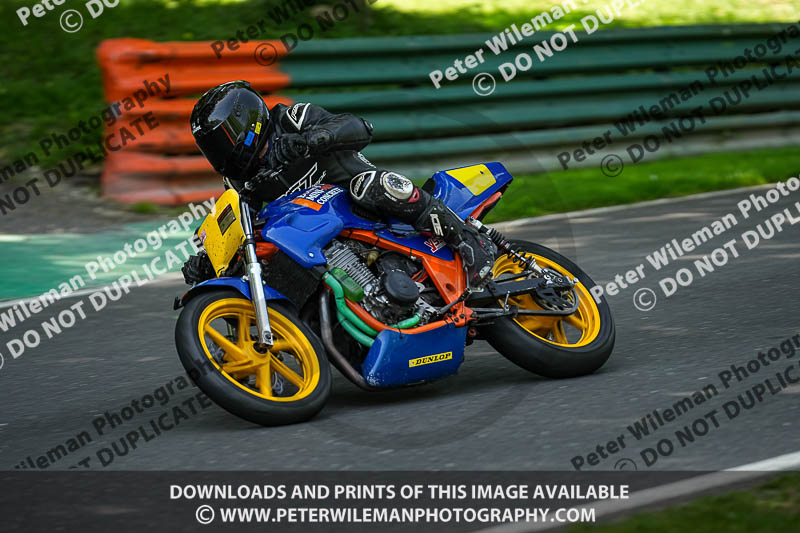 cadwell no limits trackday;cadwell park;cadwell park photographs;cadwell trackday photographs;enduro digital images;event digital images;eventdigitalimages;no limits trackdays;peter wileman photography;racing digital images;trackday digital images;trackday photos